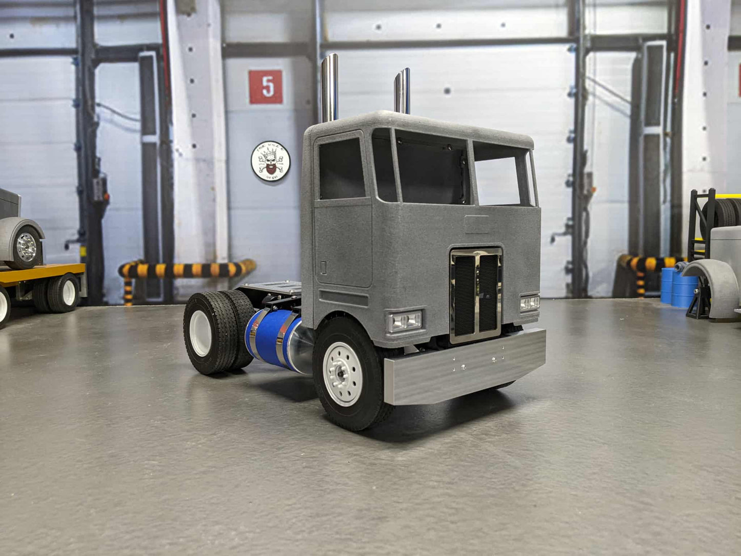 TS-13" P362 Day Cab Shory