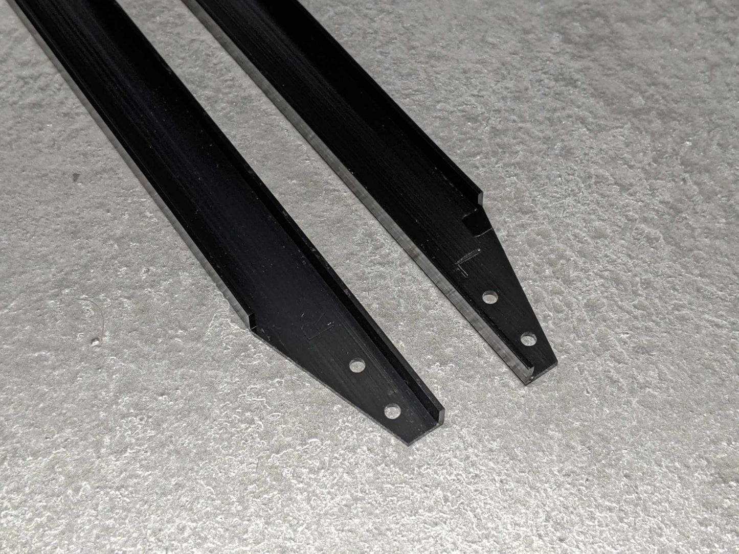 TS-1101 35" Frame Rails