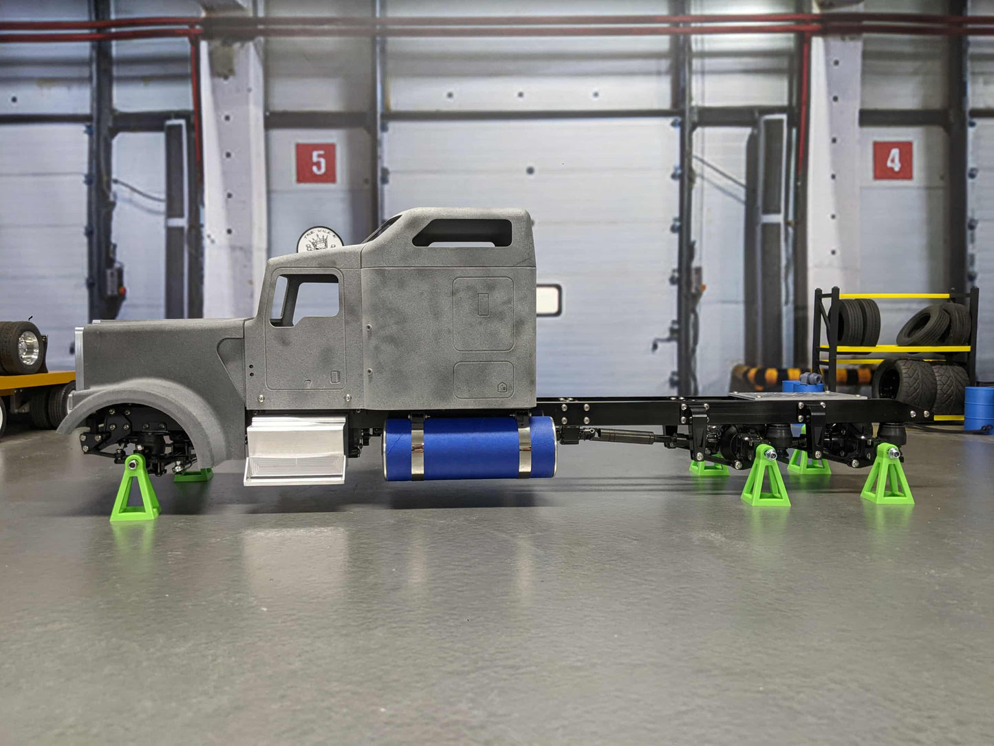 TS-28" W9 W/ 72" Stand-up