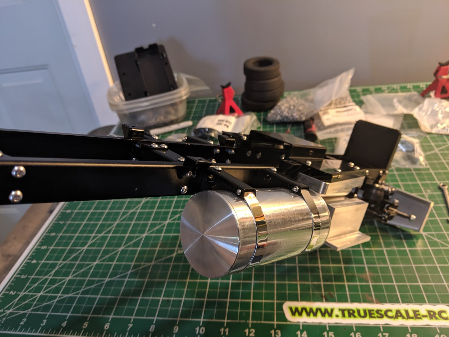 TS-2016 Body Mounts (4 pack)