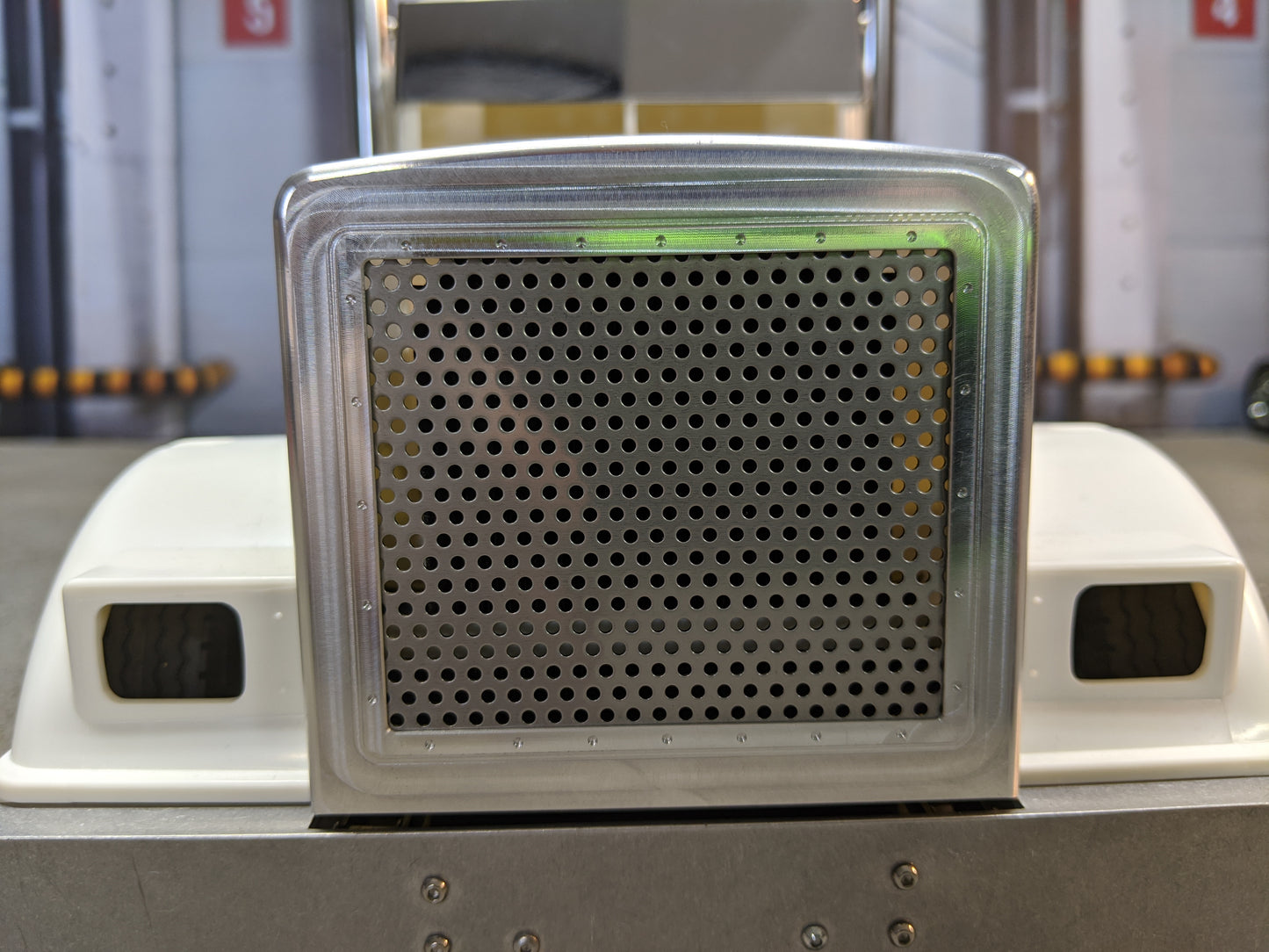 TS-2108 KH - Round Hole Grill