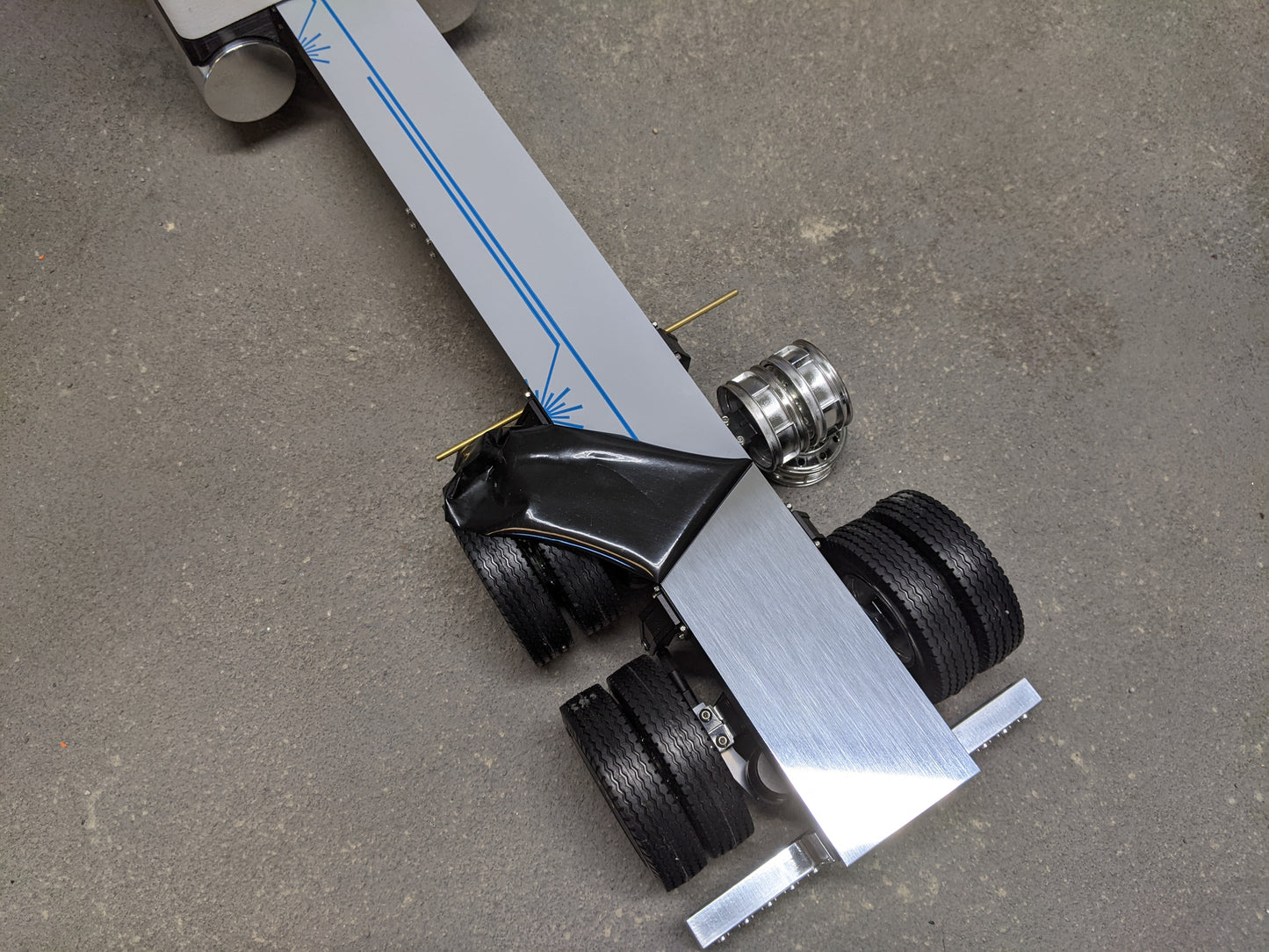 TS-1774 24" Polished Deck Plate