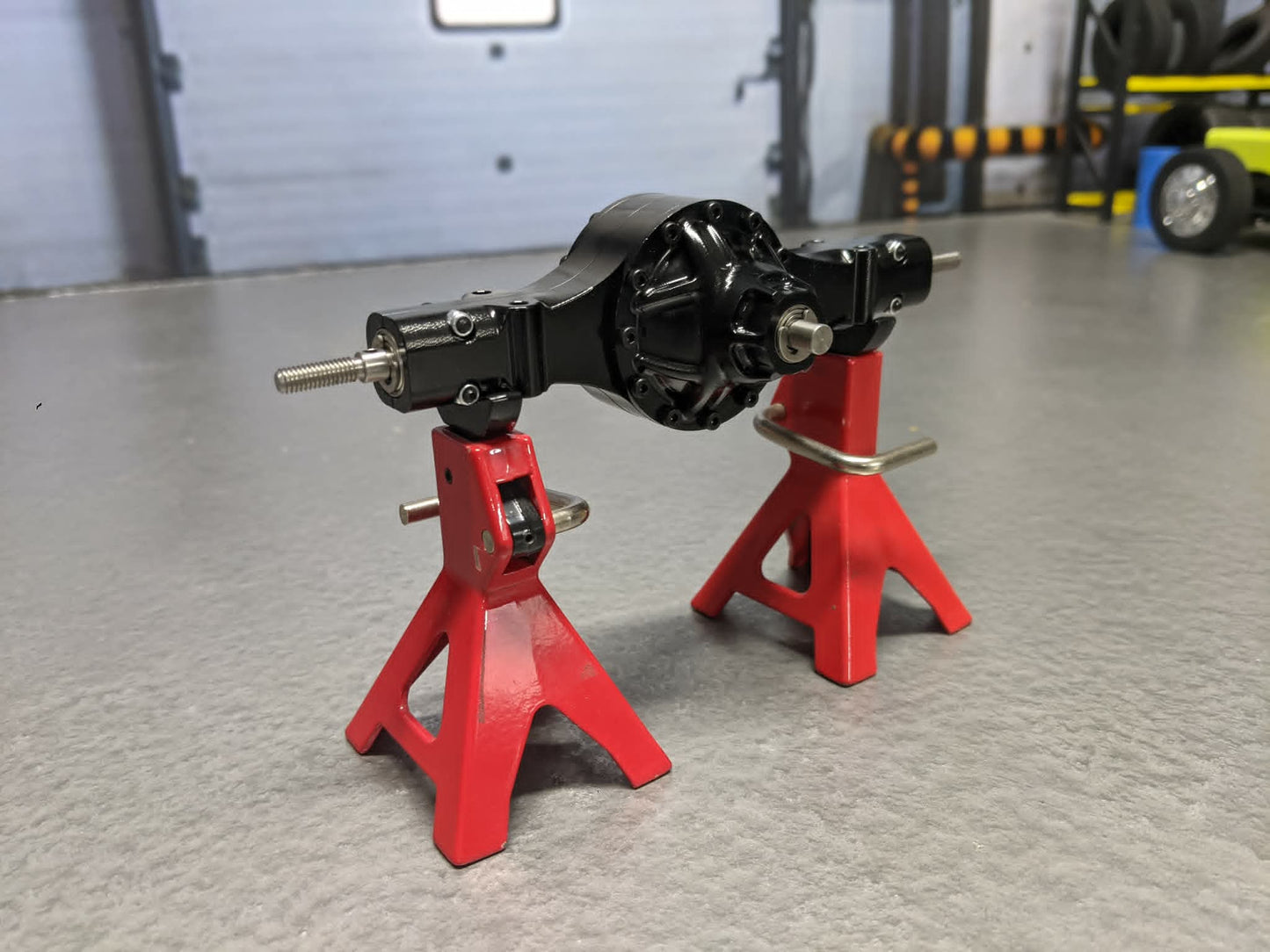 TS- #1 Lesu Rear Axle Q-9021