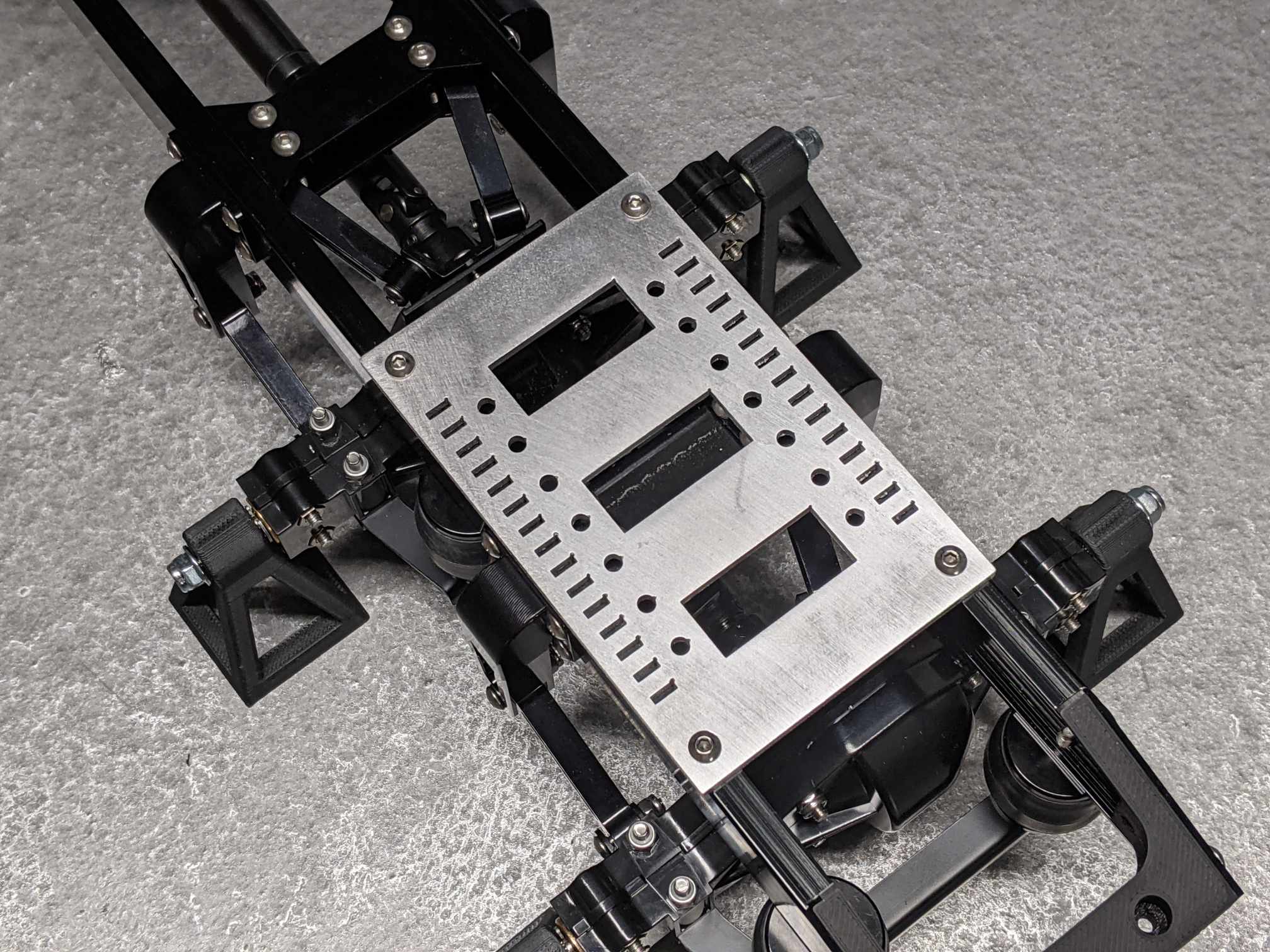 TS-1125 5th Wheel Plate – True Scale R/C