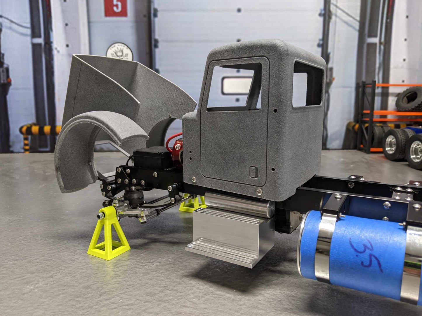 TS-24" P379 Day Cab