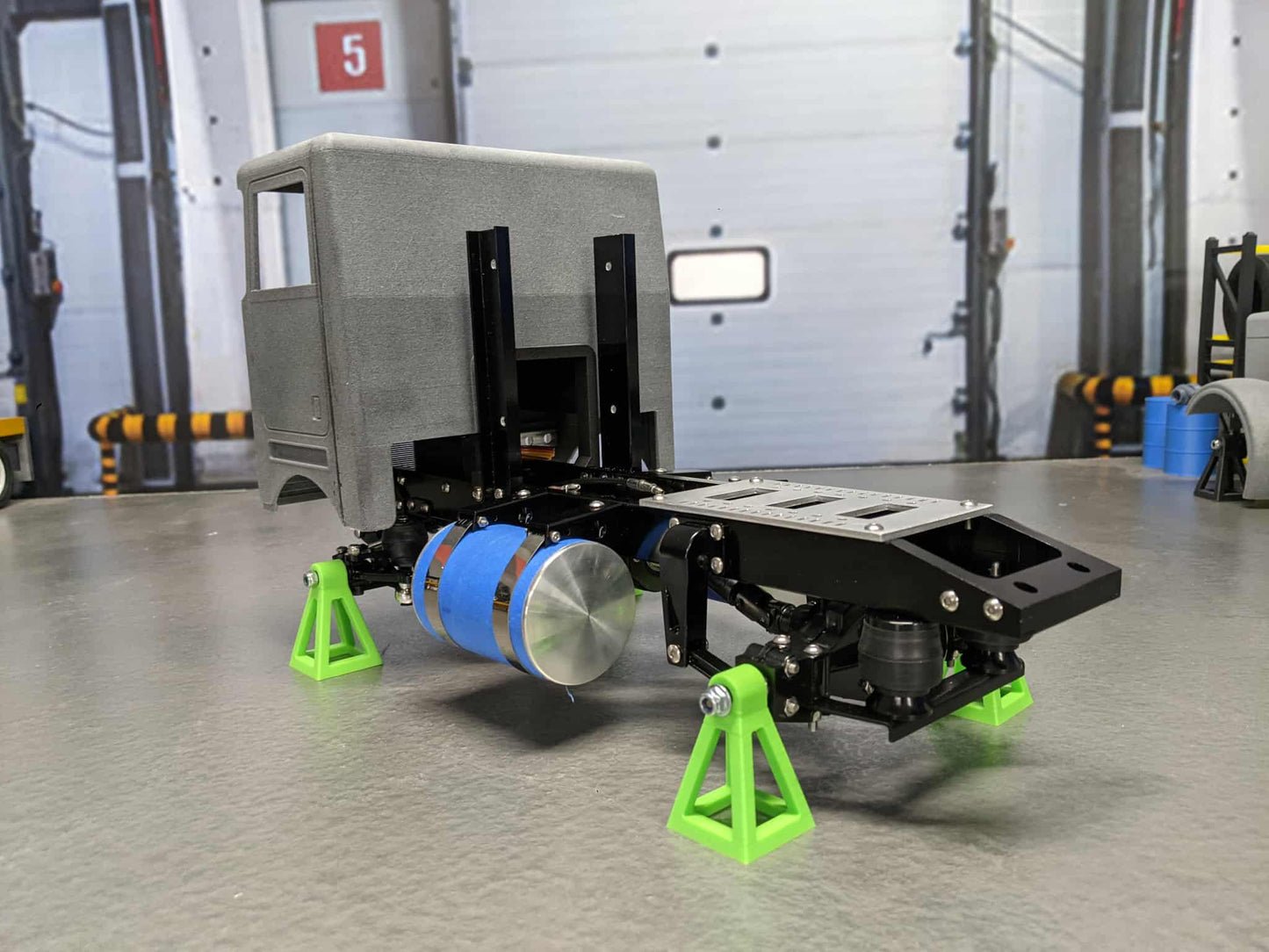 TS-13" P362 Day Cab Shory