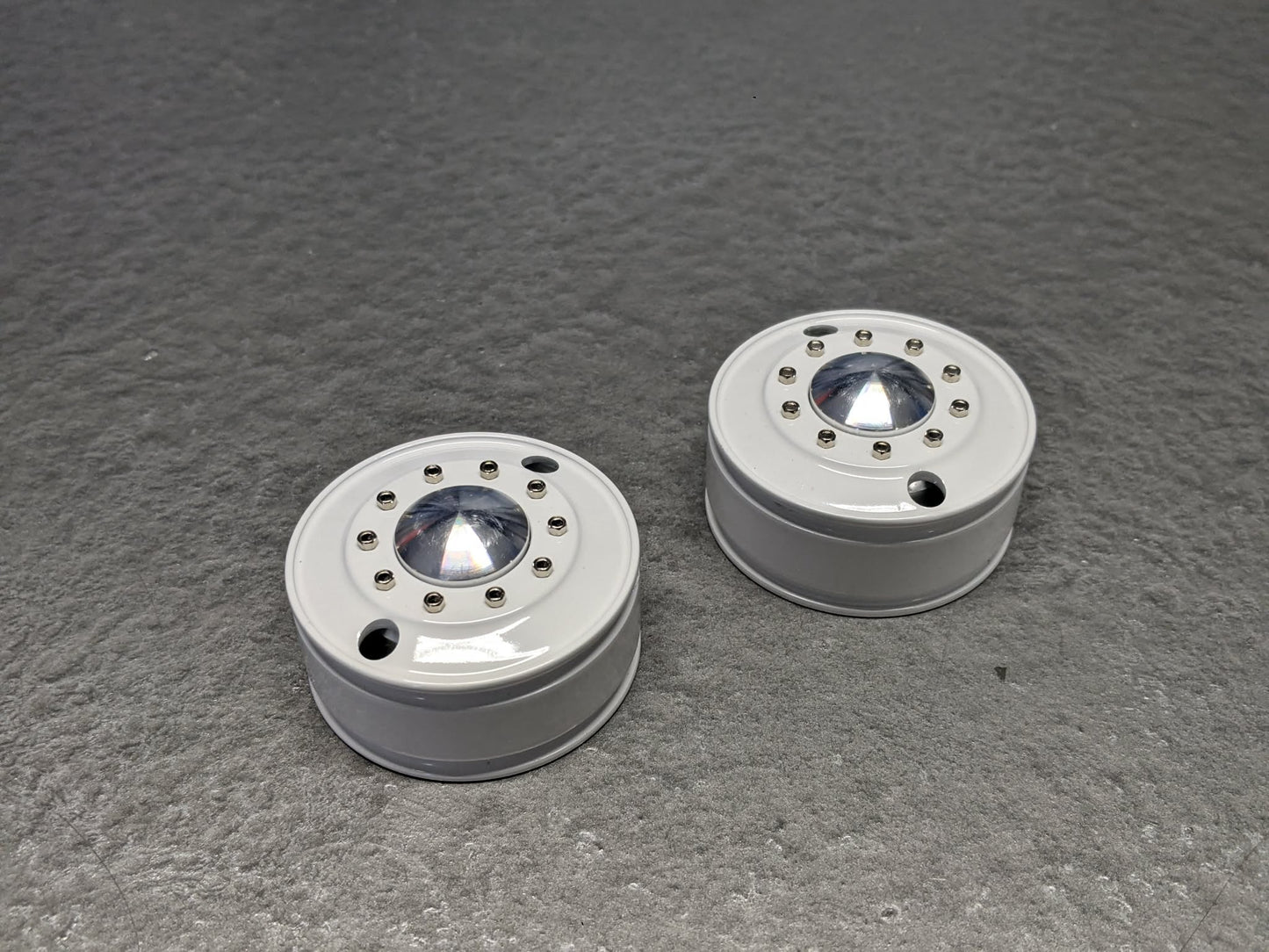 RC - 6X4 White 2 Hole Standard Wheel Set