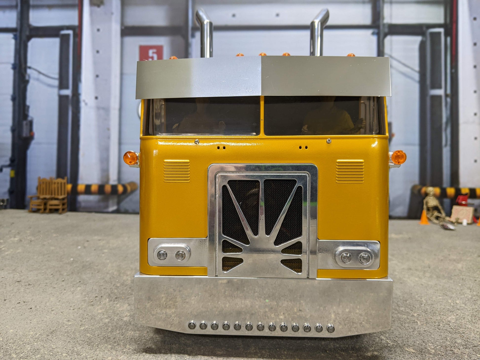 TS-1385 352 Topline Visor – True Scale R/C